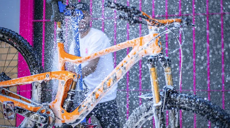 Muc-Off Bicycle Pressure Washer + 1L Nano Tech Cleaner Bundle 4 Muc-Off Bicycle Pressure Washer + 1L Nano Tech Cleaner Bundle - Image 4