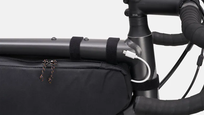 Specialized/FjAllrAven Frame Bag - Black - Medium 2 Specialized/FjAllrAven Frame Bag - Black - Medium - Image 2