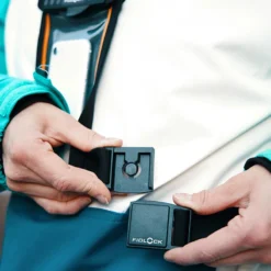 Fidlock Chest Bag Phone Holder - Clear - 100x177mm 7 Fidlock Chest Bag Phone Holder - Clear - 100x177mm -Bicycle Equipment Store 4 318