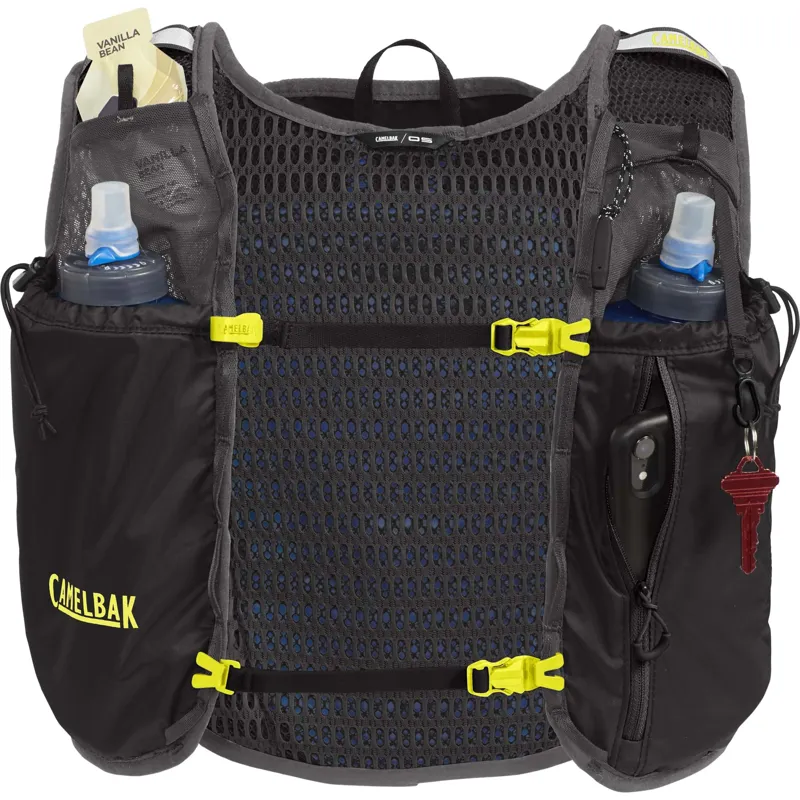 Camelbak Circuit Vest 5 Litre Bag 1.5 Litre Reservoir - Black/Yellow 2 Camelbak Circuit Vest 5 Litre Bag 1.5 Litre Reservoir - Black/Yellow - Image 2