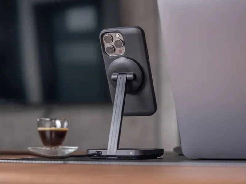 Quad Lock MAG Dual Desktop Wireless Charger - Black 11 Quad Lock MAG Dual Desktop Wireless Charger - Black - Image 11