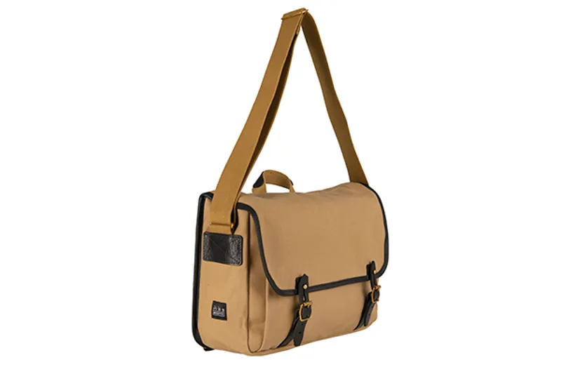Brompton Game Bag Medium With Frame - Tan 2 Brompton Game Bag Medium With Frame - Tan - Image 2