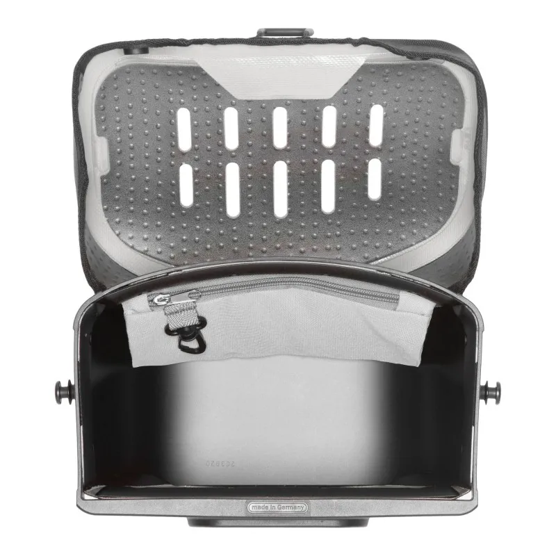 Ortlieb Ultimate Six Classic Handlebar Bag - 5 Litre - White 8 Ortlieb Ultimate Six Classic Handlebar Bag - 5 Litre - White - Image 8