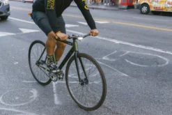 Kryptonite Avenue F-100 Basic USB COB Front Light - Black - 100 Lumens