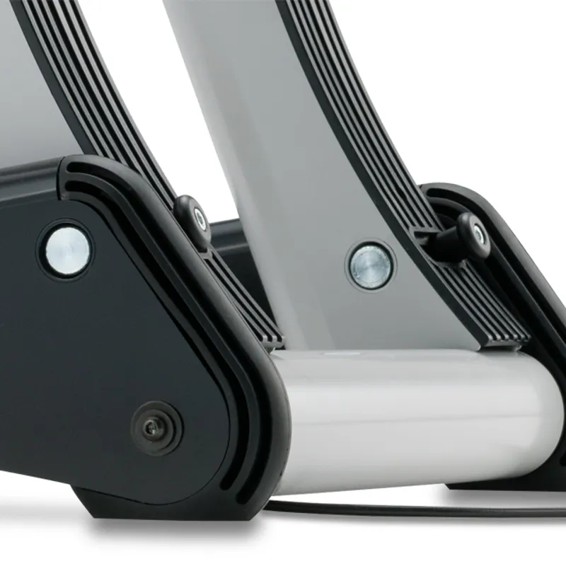 Minoura Live Ride LR541 Turbo Trainer - Black/White - One Size 1 Minoura Live Ride LR541 Turbo Trainer - Black/White - One Size