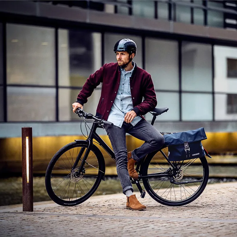 Ortlieb Twin-City Urban Single Bag QL2.1 - 9 Litre - Ink 2 Ortlieb Twin-City Urban Single Bag QL2.1 - 9 Litre - Ink - Image 2